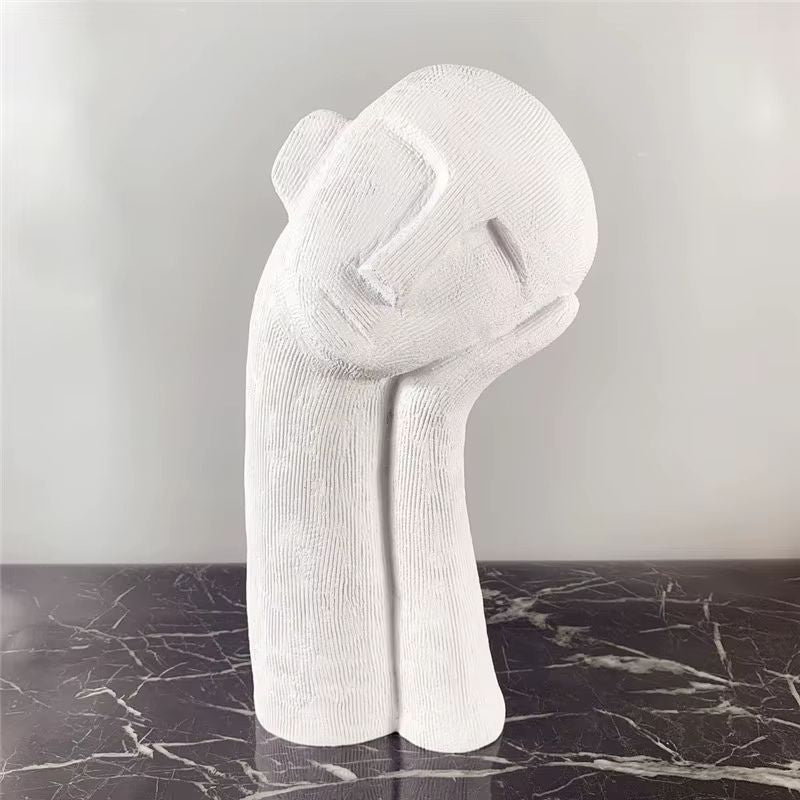 Abstrakt Skulptur i Europeisk Resin – Modern Inredningsdetalj