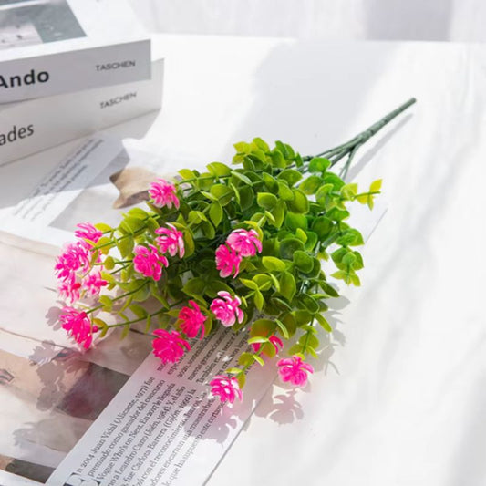 Konstgjord Plastblomma i Rosa Färg – Naturtrogen Detalj