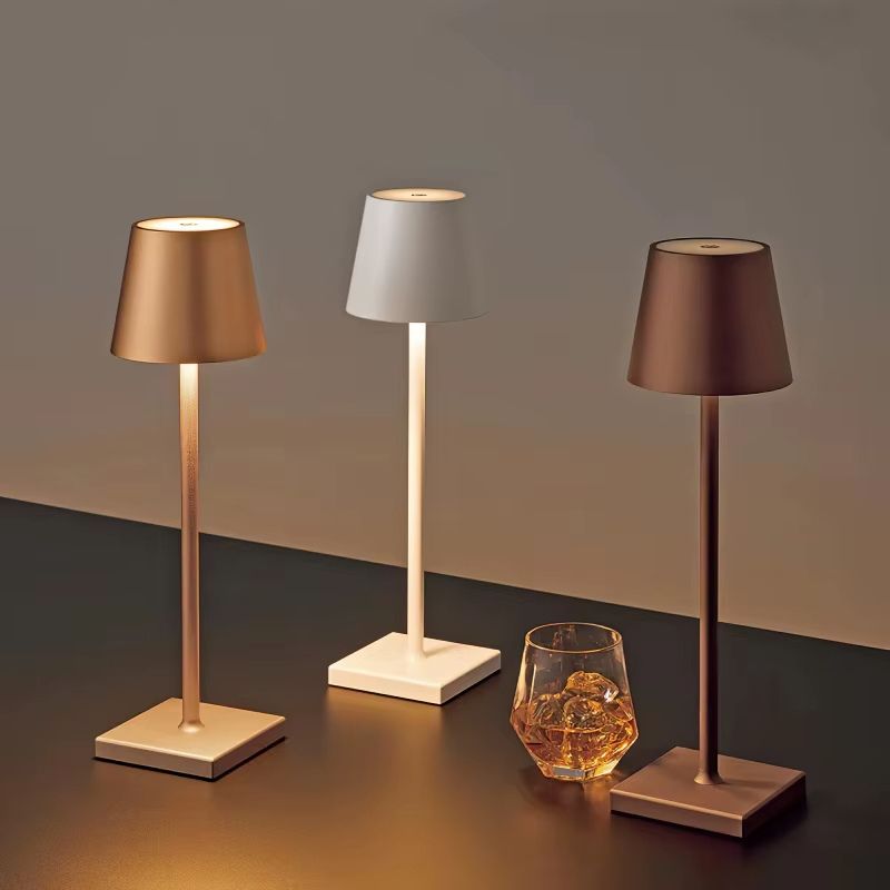 LED Touch Sensor Bordslampa – Tre ljuslägen