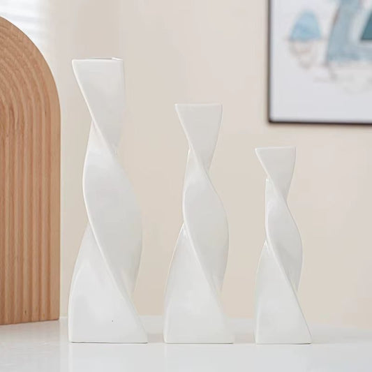 Minimalistisk Vit Keramikvas – Tvistad Design