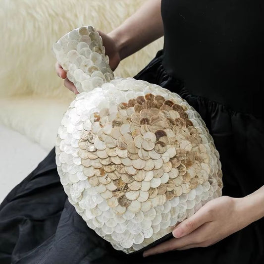 Modern Fransk Ljuslyx Vas – Gyllene Snäcka