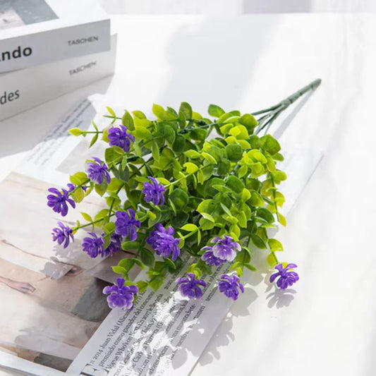 Konstgjord Plastblomma i Lila Färg – Naturtrogen Detalj