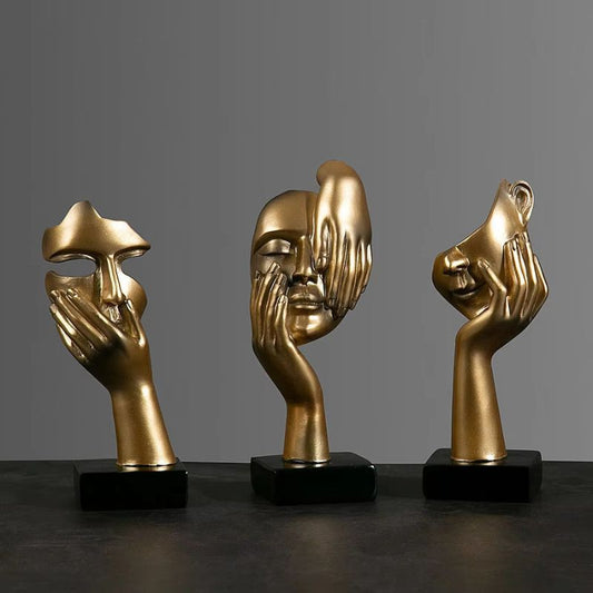 Abstrakt Guldfärgad Maskfigur i Resin – Elegant Dekoration för Hem och Kontor