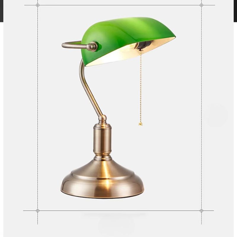 Modern skrivbordslampa i bankstil