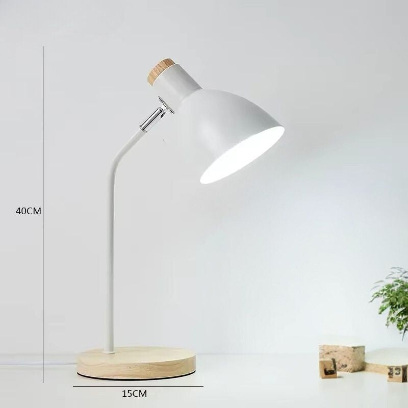 Kreativ Bordslampa i Trä – Nordisk Design med Flexarm