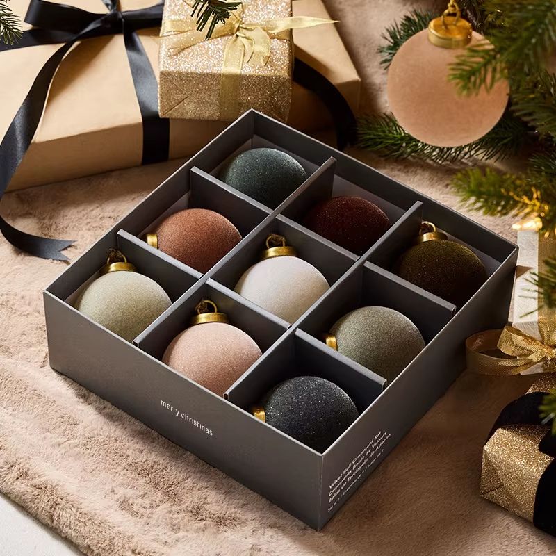 Lyxiga Julkulor i Plysch – 8 cm (Set om 9 st)