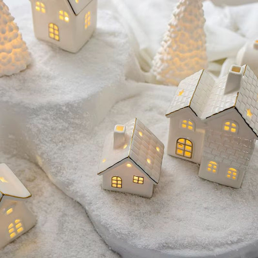 Keramikhus med Julbelysning – 3-pack Set av Glödande Snöhus som Juldekoration