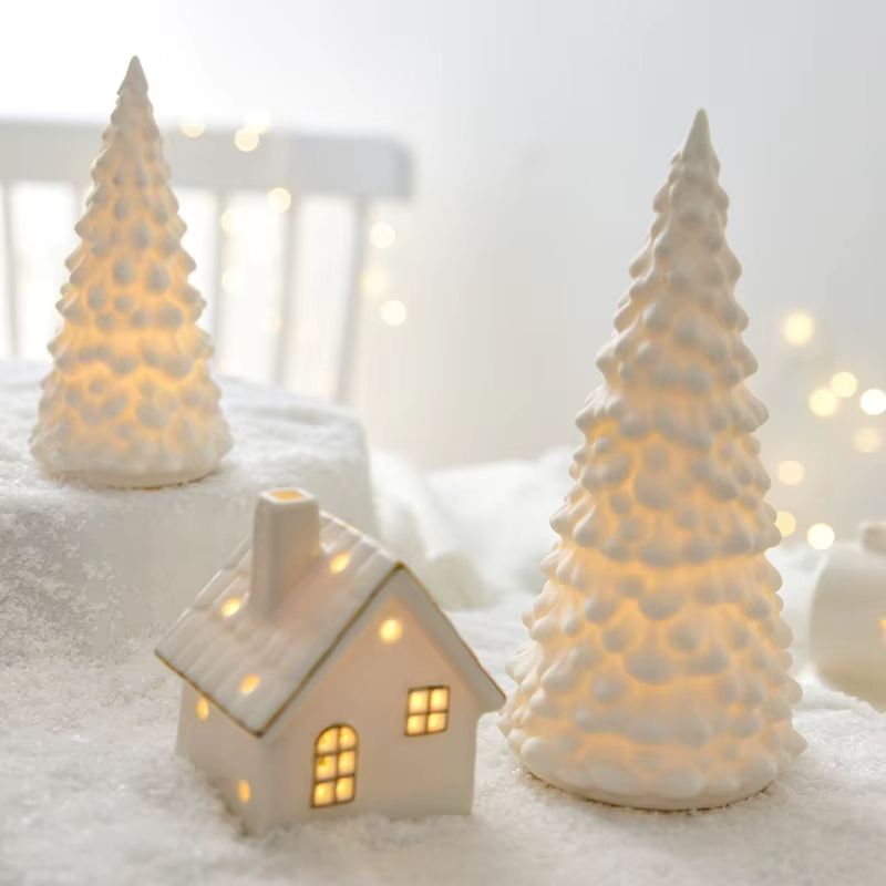 Keramikhus med Julbelysning – 3-pack Set av Glödande Snöhus som Juldekoration