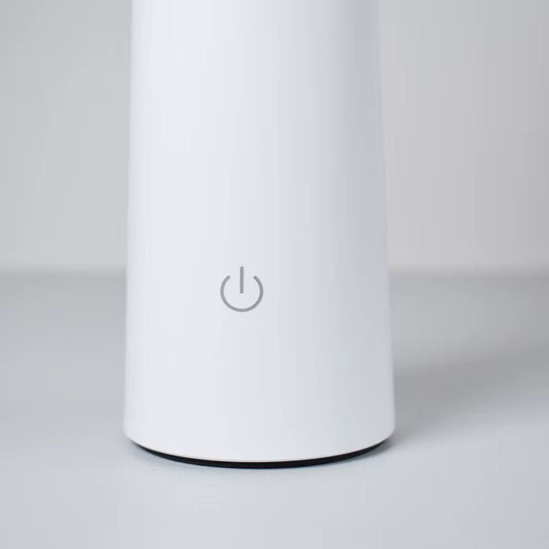 Modern designlampa med USB och LED-teknik