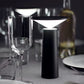 Modern designlampa med USB och LED-teknik