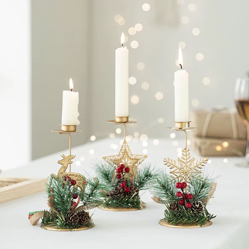 Elegant Ljusstake i Guld – Älgdesign i Järn
