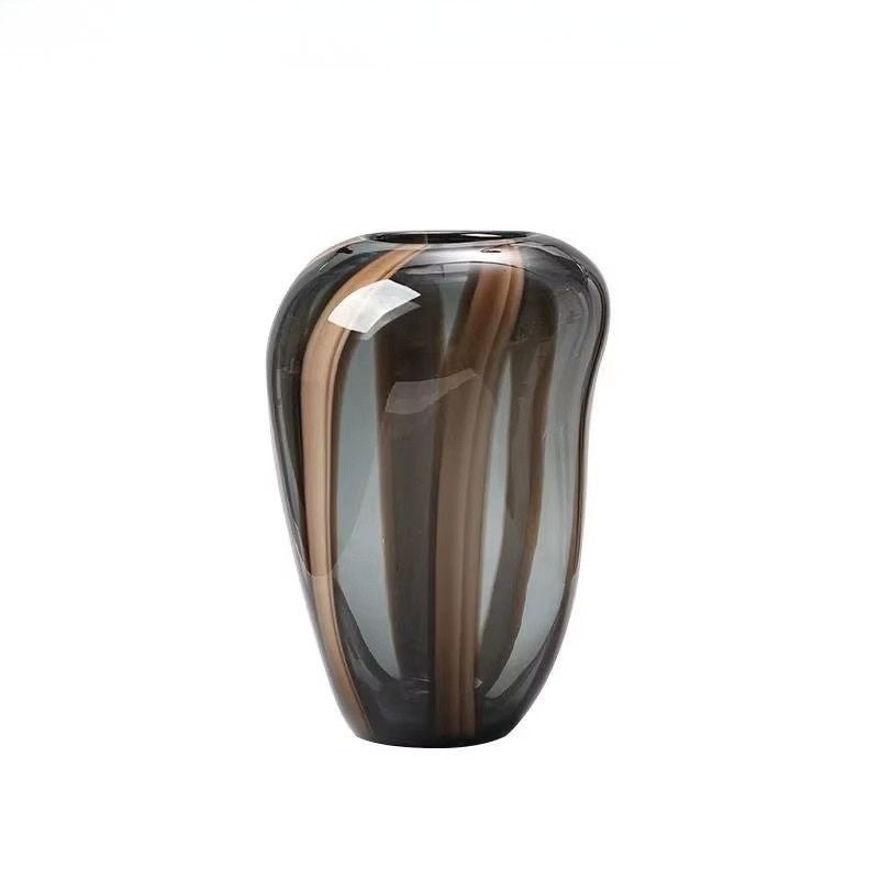 Randig Glasvas i Färgat Glas – Tidlös Design