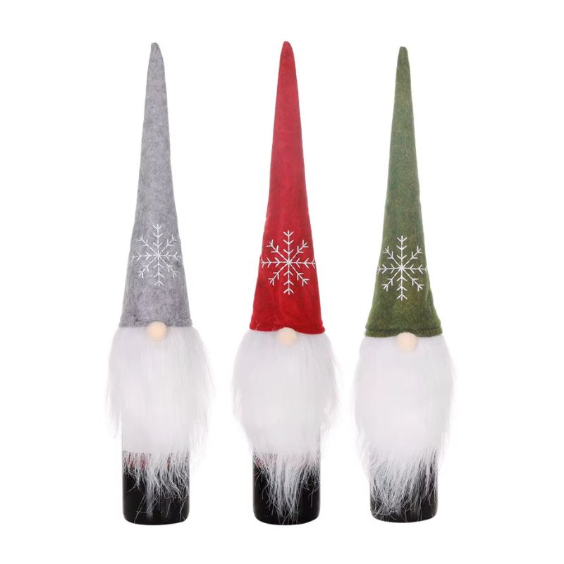 Tomte Vinflasköverdrag – Juldekoration i Gnome-stil